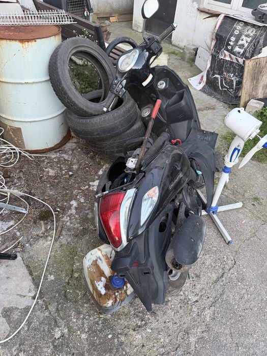 Skuter  Yamaha dielight