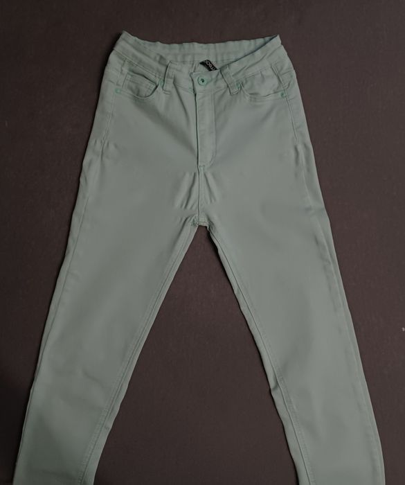 Spodnie jeansowe miętowe rozmiar XS