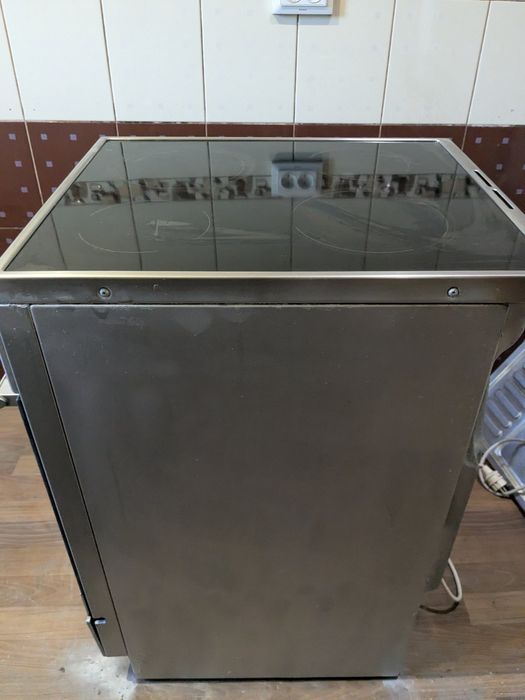 Плита електрична скло кераміка Electrolux