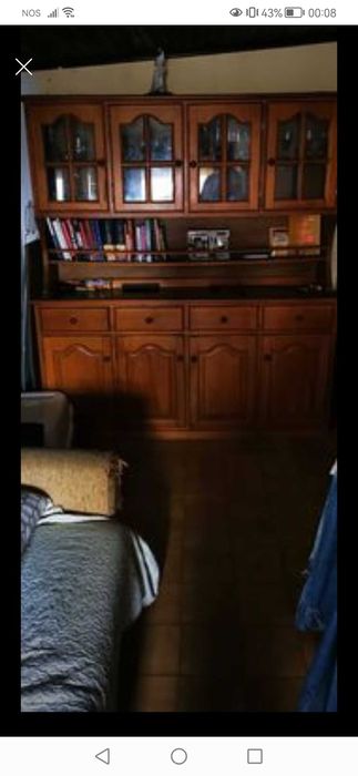 Cristaleira e móvel de televisão