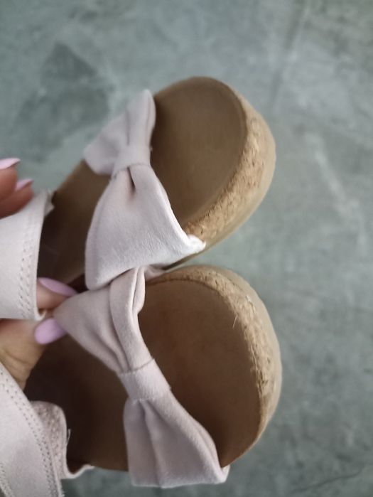 Босоніжки сандалі і h&m,next