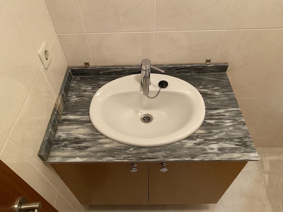 Móvel de casa de banho