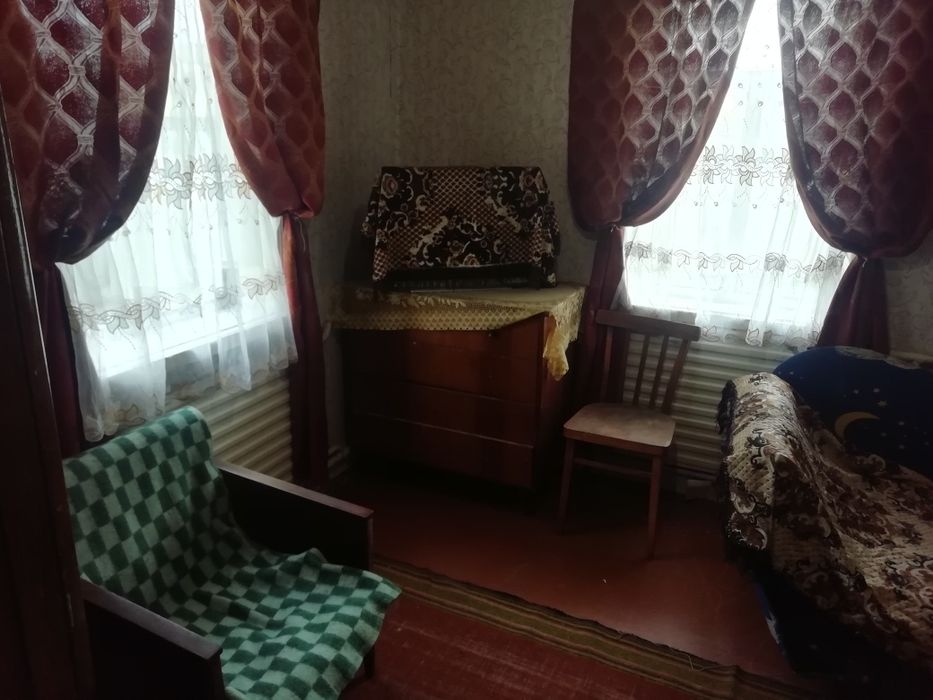 Продам будинок Багрин Фастівський район.