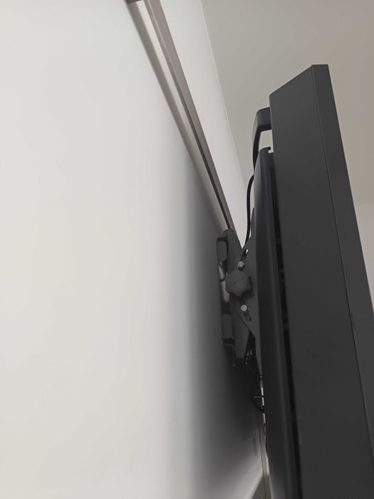 Televisão Sony Profissional + Suporte — Excelente Estado