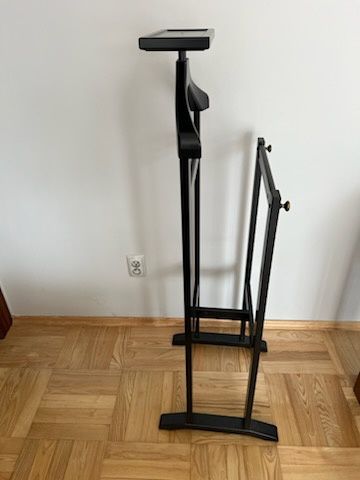 Wieszak stojący Kamerdyner Soknedal z IKEA