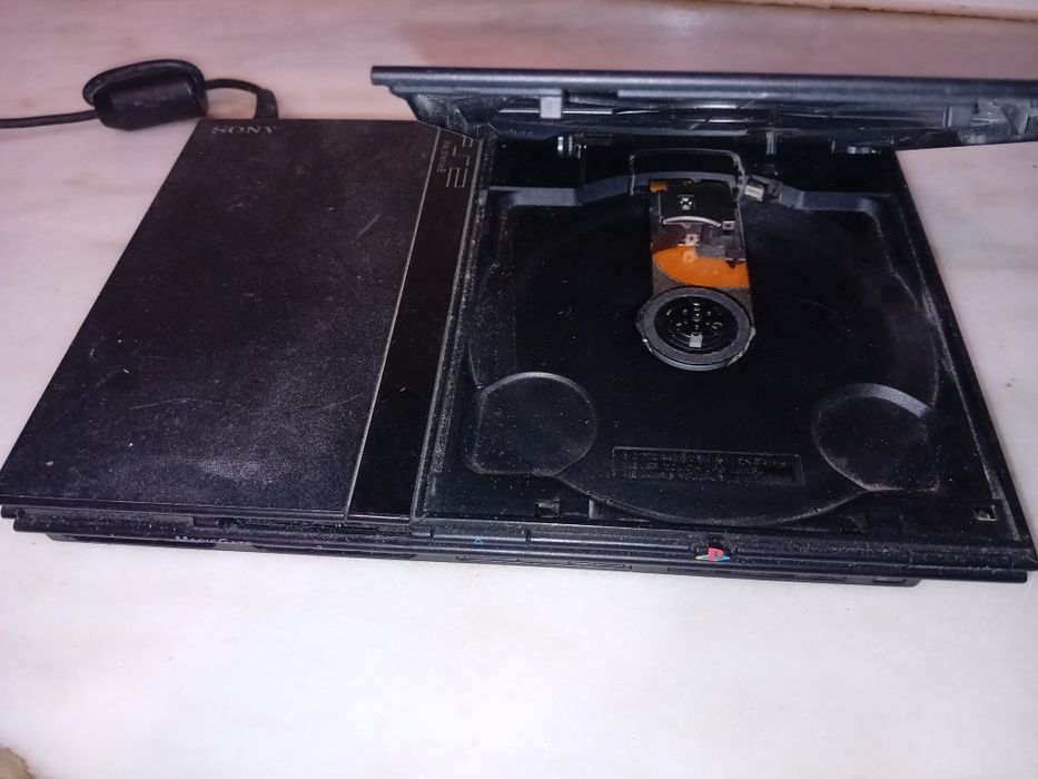 PlayStation 2 Slim