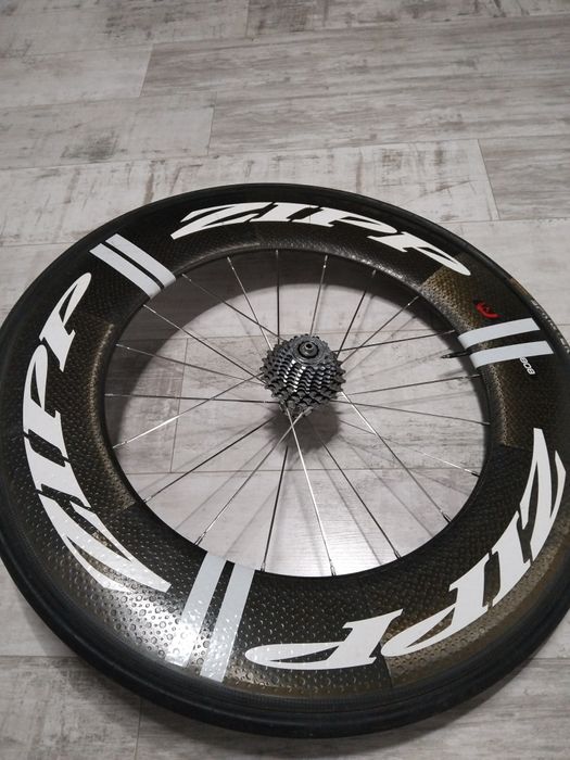 Koło karbonowe Zipp tył