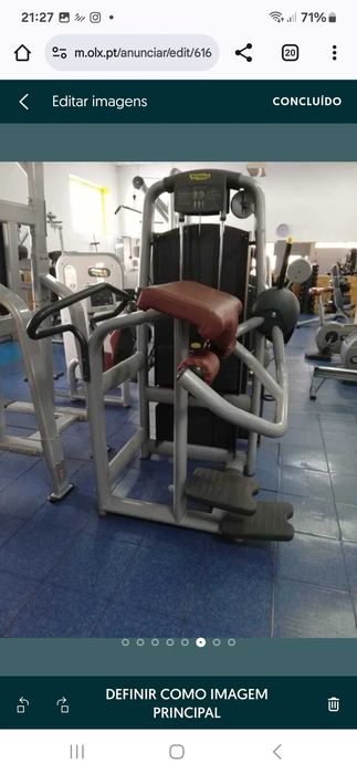 Máquina de musculação technogym