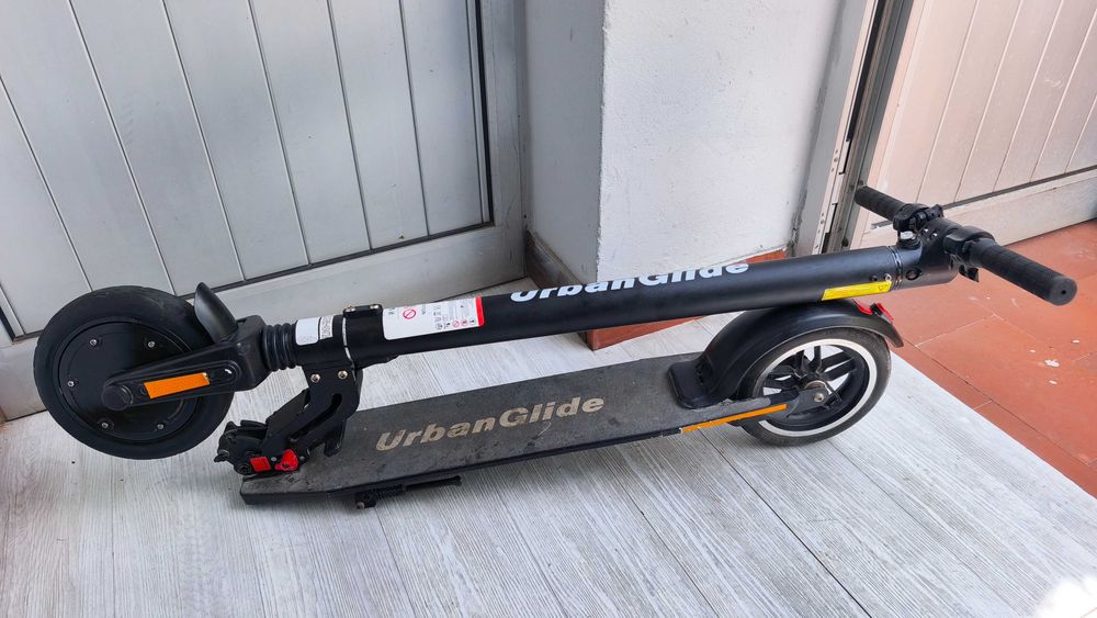 Trotinete elétrico Urbanglide 85s (350W) (da erro E9)