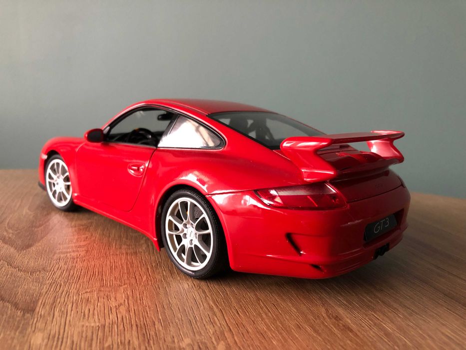 1:18 Porsche 911 GT3 997 1/18 model Welly, w pudełku