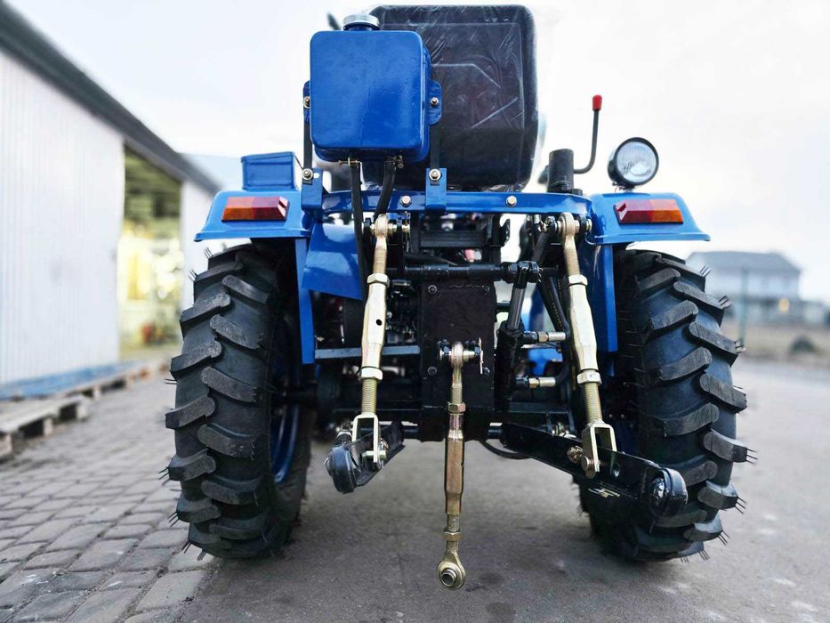 Міні-трактор Булат 185Х з триточкою, польський плуг, фреза широкі шини