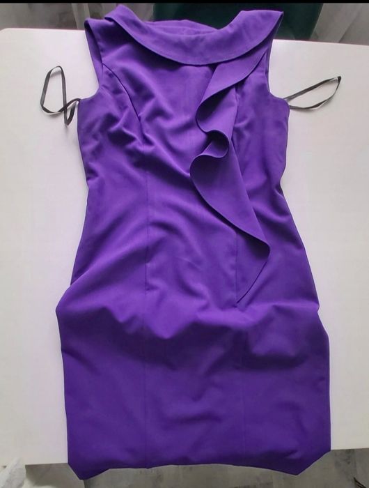 Ołówkowa sukienka Calvin Klein