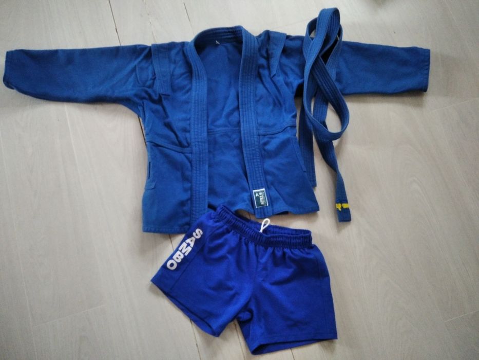 Кімоно для рукопашного бою