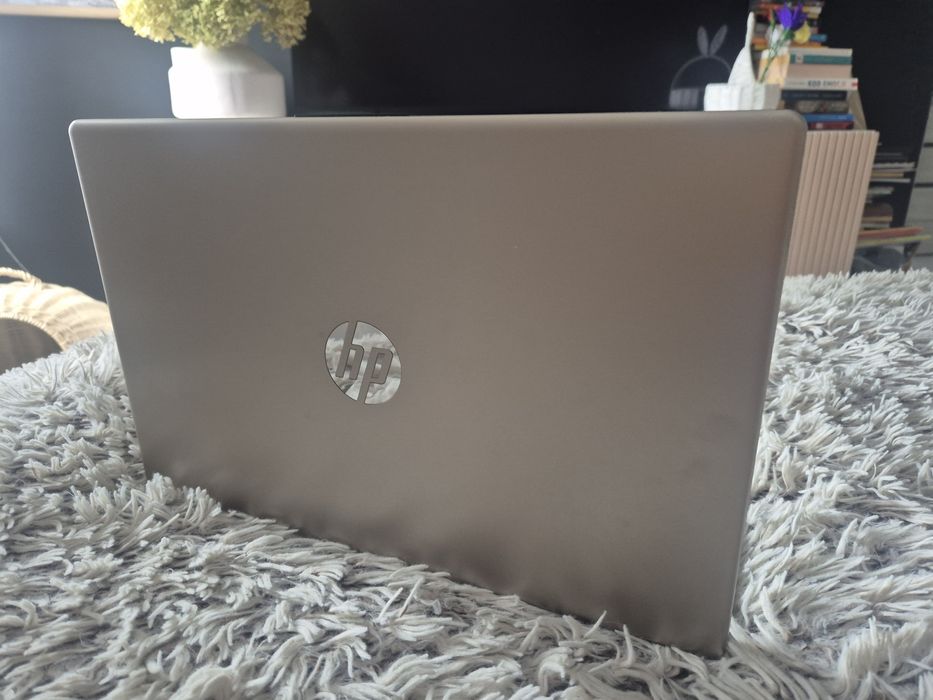 Laptop hp 15-fd0350nw złoty jak nowy 8 GB