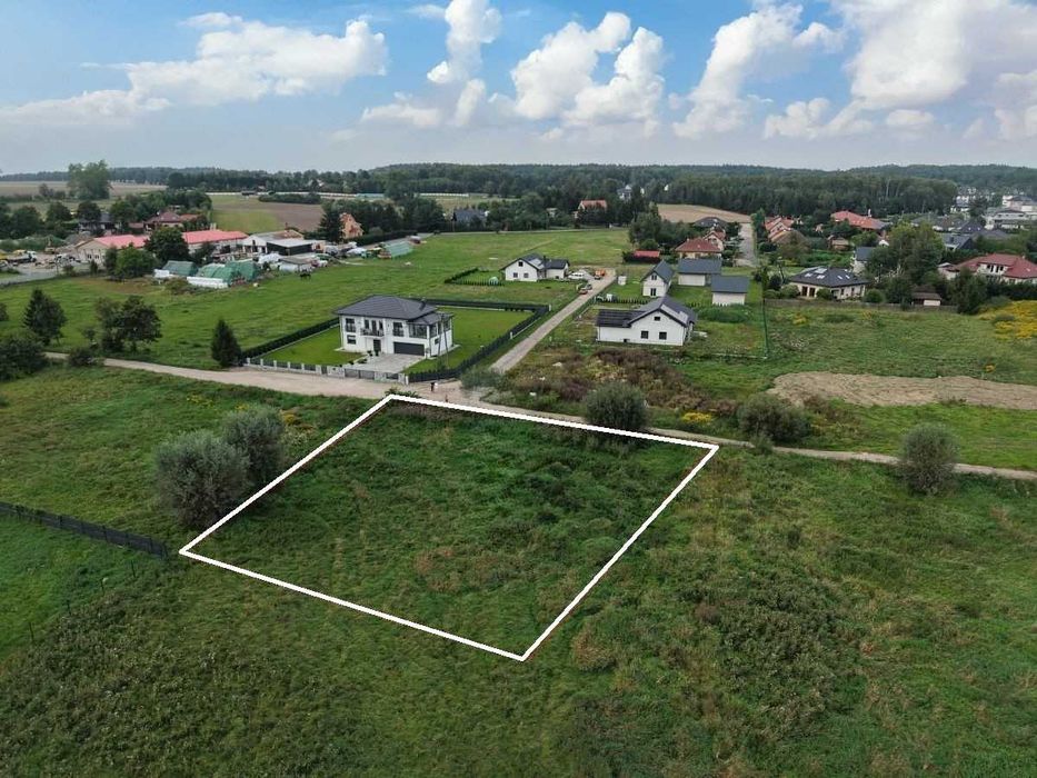 Działka z Warunkami Zabudowy i Prądem 1241m²