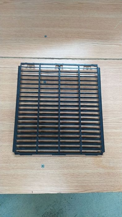 Porsche panamera 976 захист радіатора інтеркулера 976119207