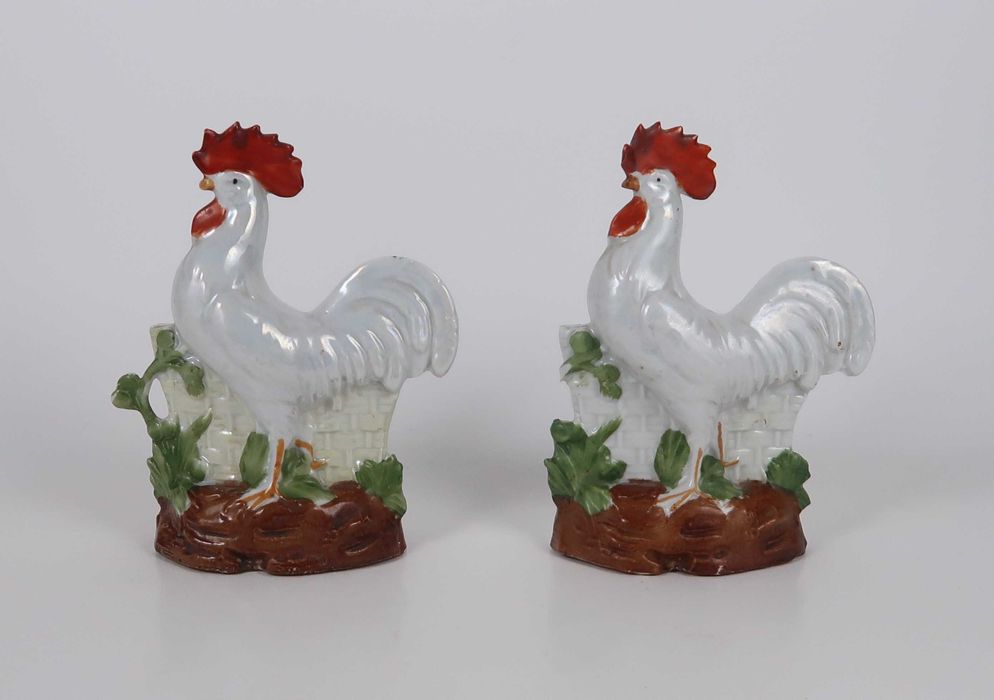 Par de Paliteiros Galo em Porcelana antiga