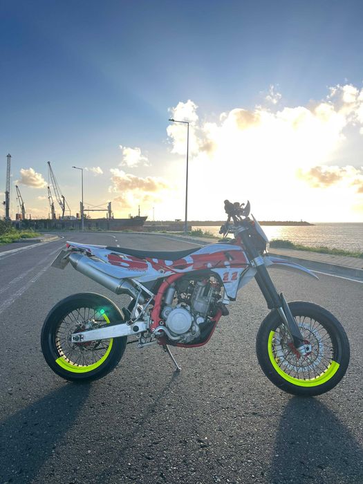 SWM (Husqvarna) SM500R 2016 A2