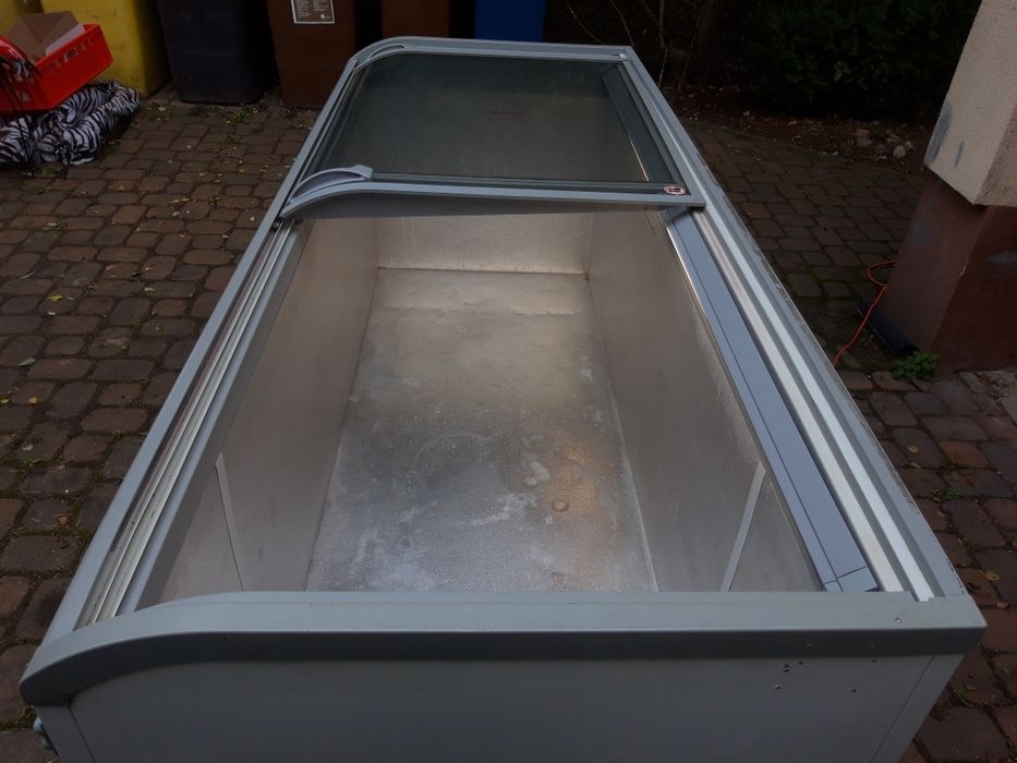 Zamrażarka AHT Paris 210 (210 cm)