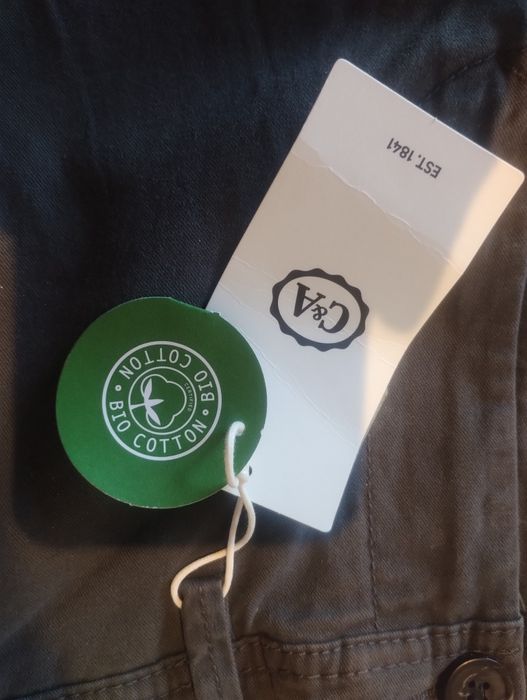 Чинос классика фирмы  C & A.  размер W38/L34 новые с бумажными бирками