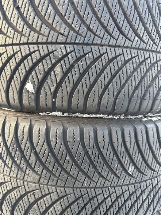 Opony 215/45/16 90 v gen 2 Goodyear vector 4 seasons