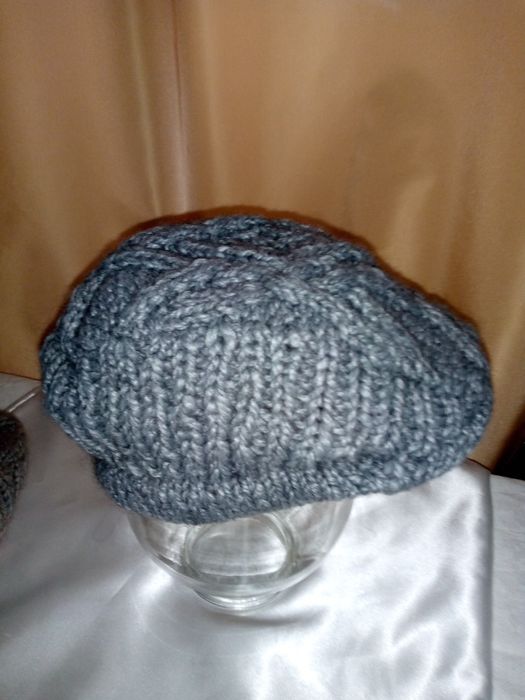 Кепка зимова  в'язана