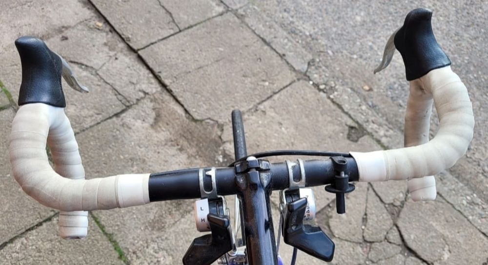 Rower szosowy Apollo fusion, aluminium, koła 28 cali