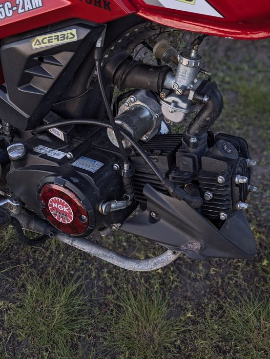 Продам мотоцикл Spark sp125c 2-am