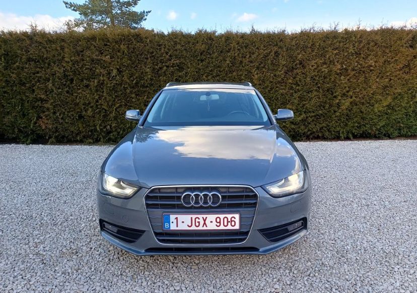 Audi A4 Avant 2012 дизель 2.0 TDI (143к/с) механіка