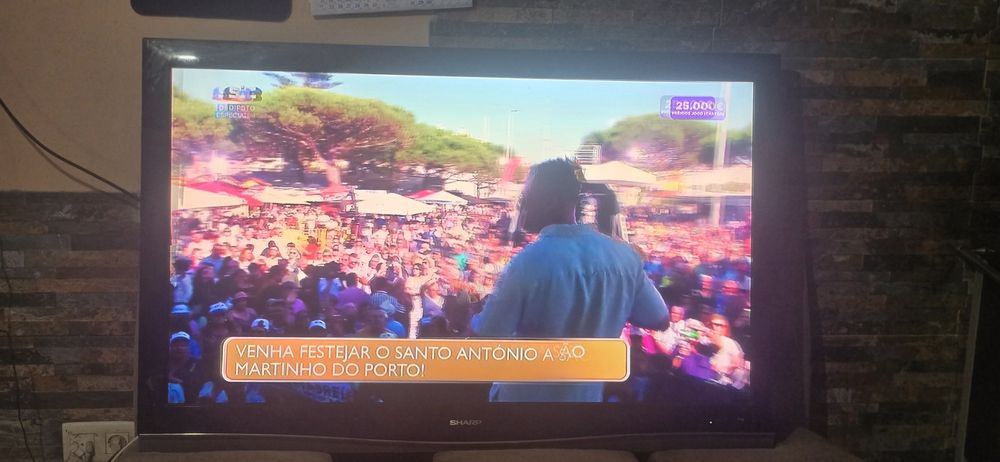 Televisão Sharp Aquos LC-52XD1E – 52" Full HD