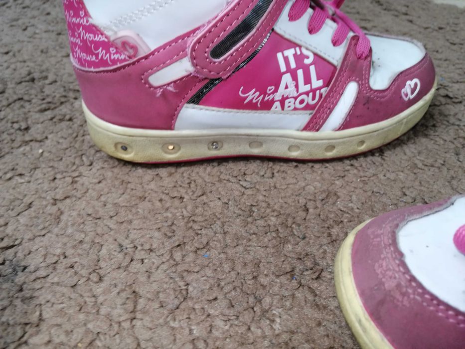 Zestaw r. 122-128 spodnie sukienka buty rajstopki