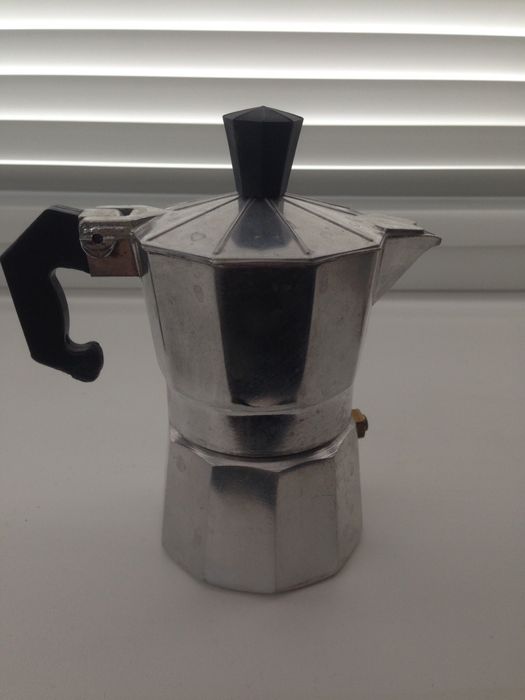 Кавоварка нова італійська