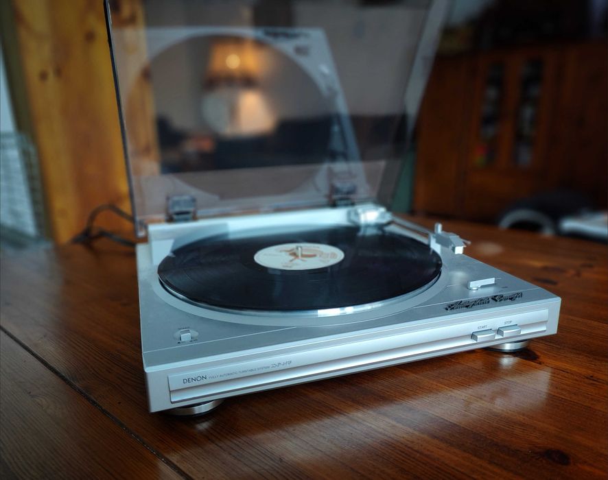 Denon DP-29F Gramofon