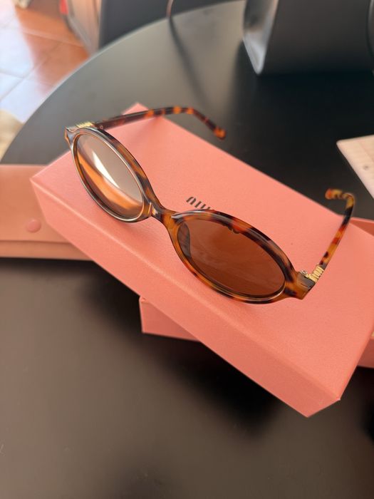 Oculos miu miu novos