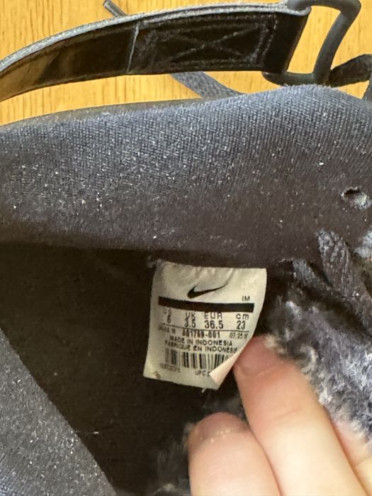 Оригінальні жіночі кросівки найк nike