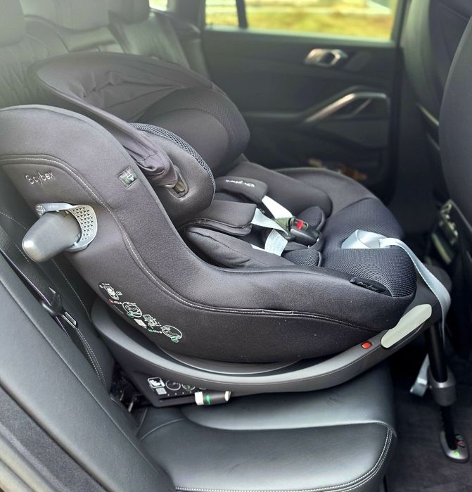 Автокрісло дитяче Cybex сайбекс Sirona Ti з базою