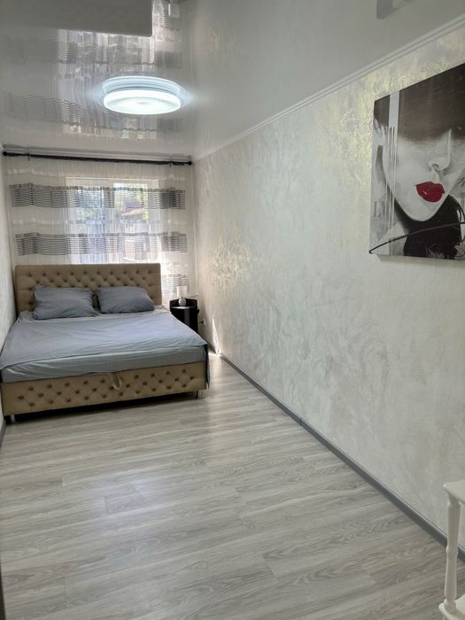 3-х комнатная на Соборности (Соцгород), посуточно