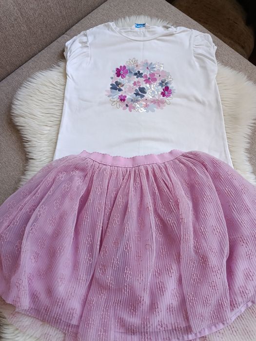 Piękny komplet Mayoral z metki 128 pasuje na 122