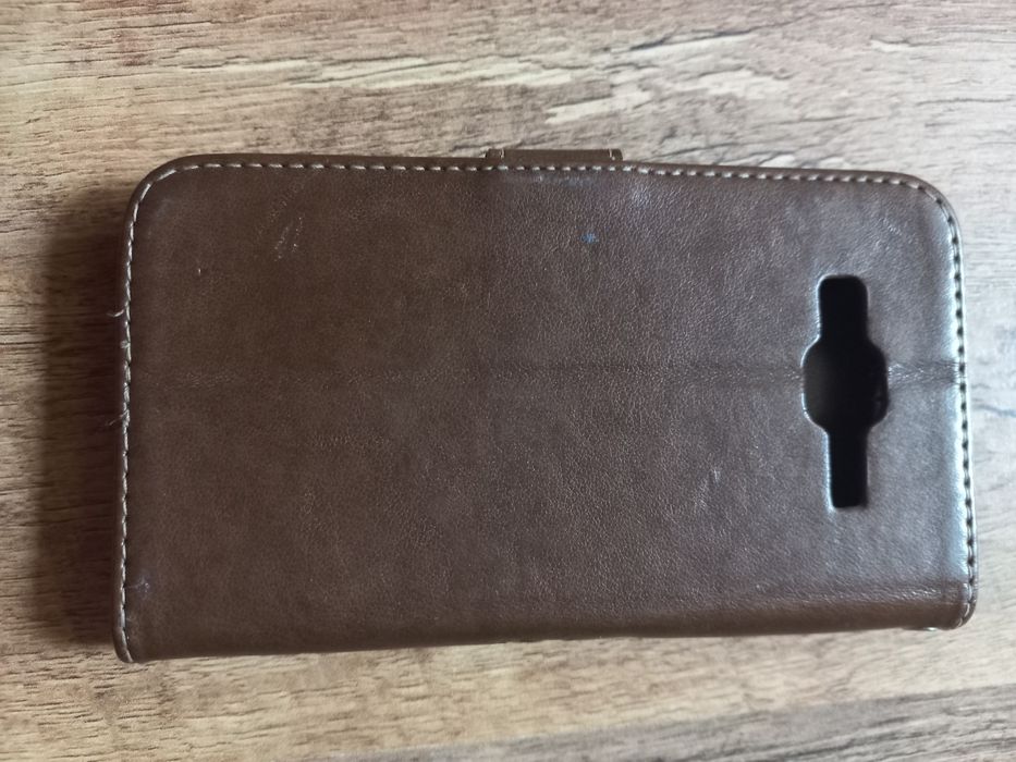 Продам чехол-книжка,  силиконовый  чехол