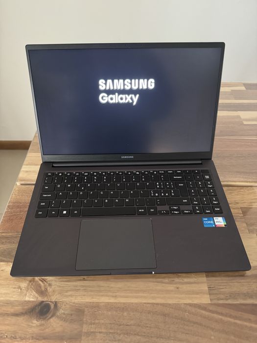 Pc samsung galaxy book2 i5 12th