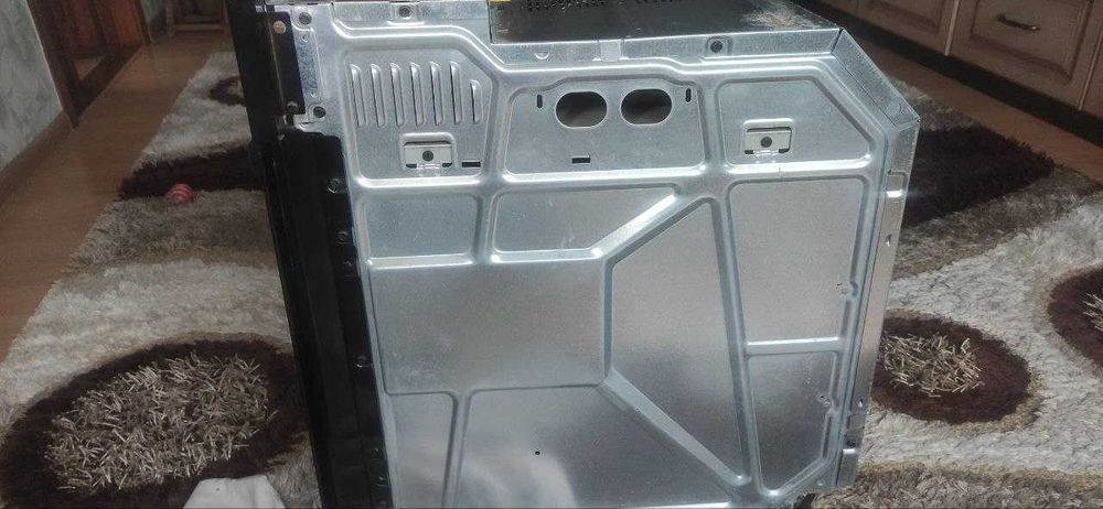 Духовка вбудована Whirlpool AKZ 421 NB/01 (52 л, електрична)