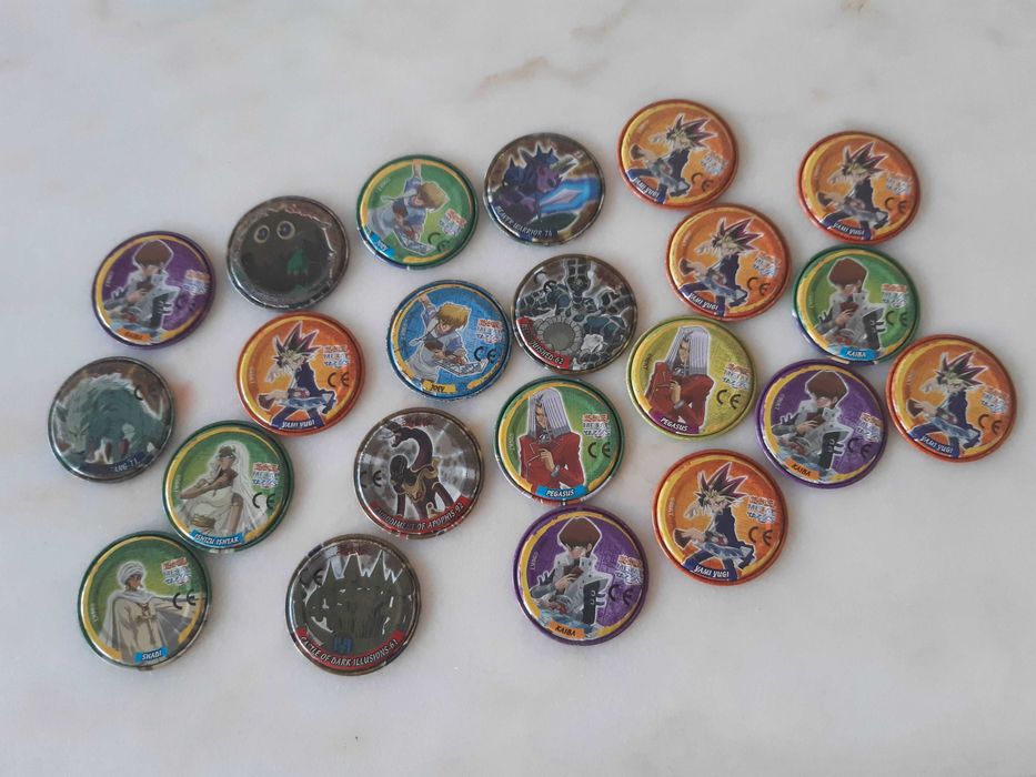 Conjunto 22 Tazos diferentes Yugi Oh
