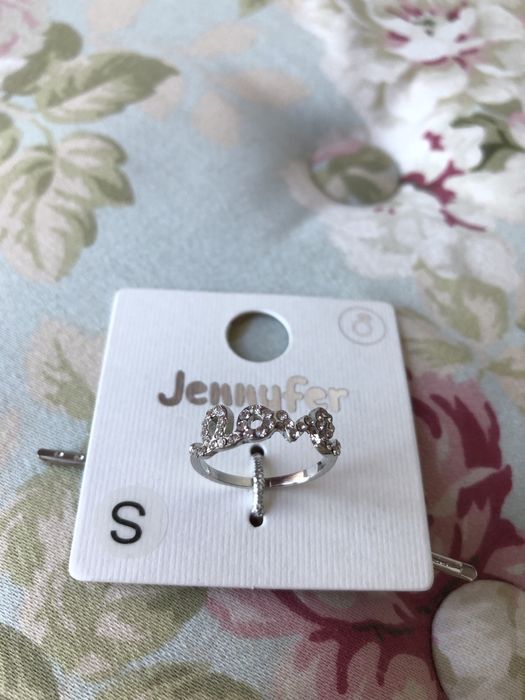 Anel prateado “Love”