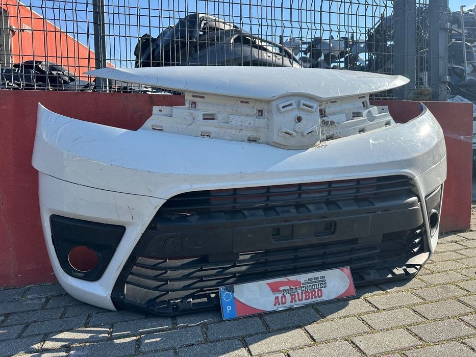 Parachoque Toyota proace