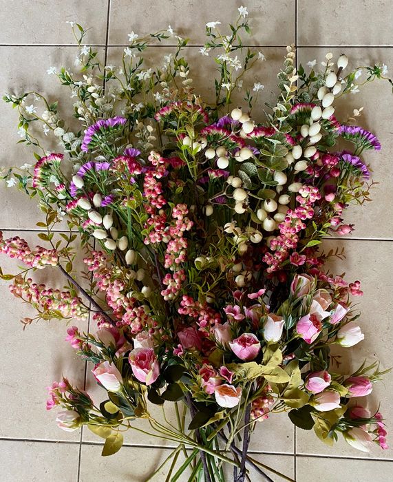 Arranjo com flores artificiais SEM ENTREGA