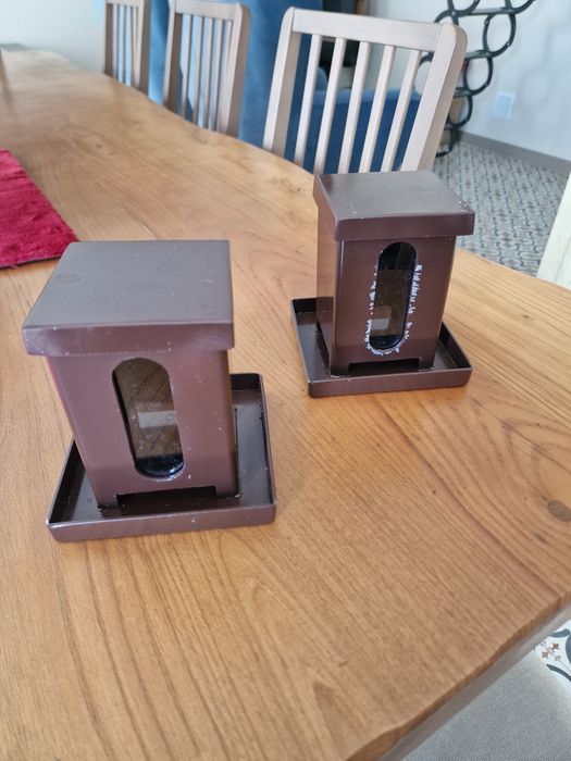 Comedouros para aves