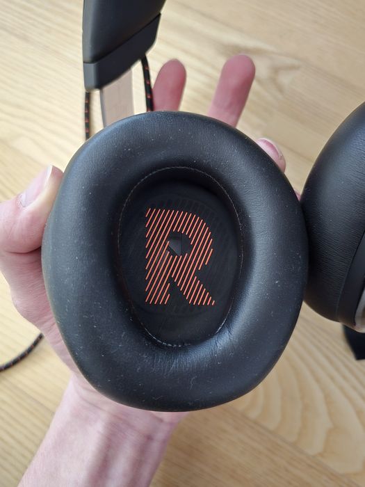 JBL Quantum 810 Wireless