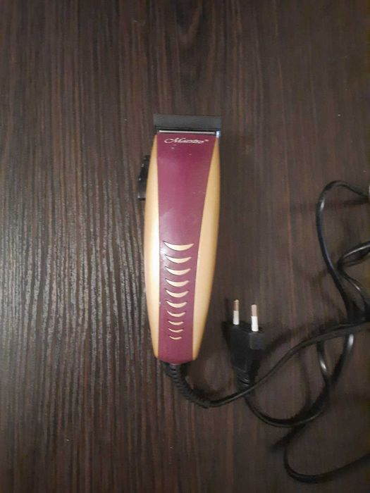 Машинка для стрижки волос Maestro MR-650