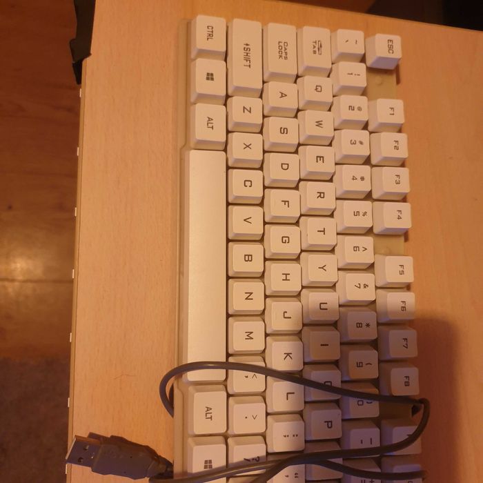 Teclado com fios "Limeide" RGB - 15€64737978544899122