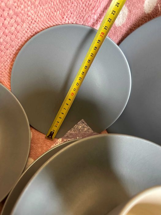 Тарелки ikea (farglar) 26 см светло серые 4 шт